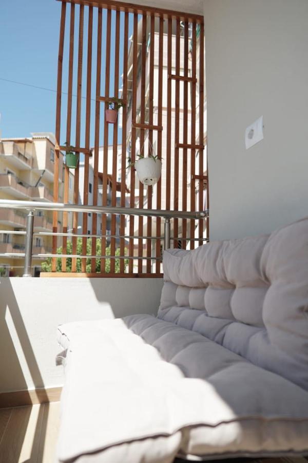 Luka'S Apartment Sarandë Eksteriør bilde